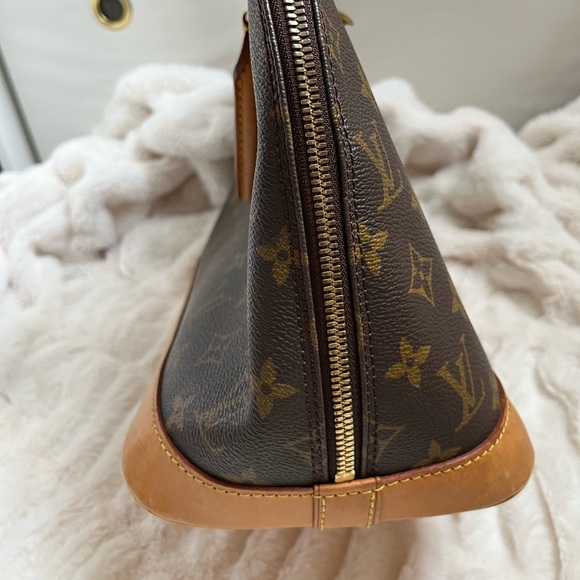 SOLD - Picture 6 of 16